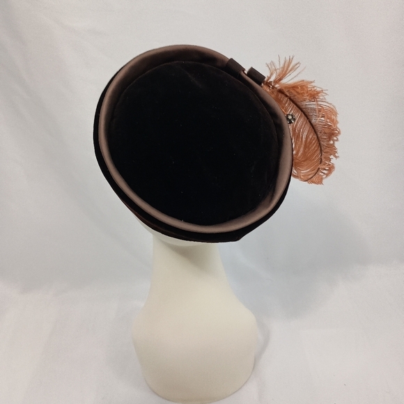 Vintage 50s Brown Bumper Brim Pill Box Hat with Feathers Coffee Espresso - Picture 3 of 7